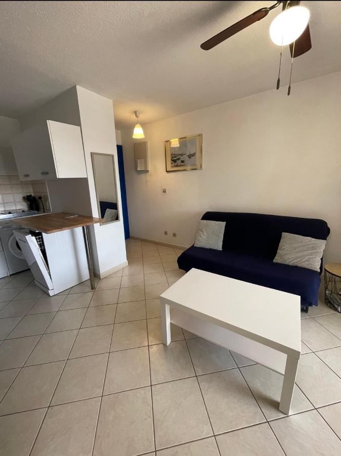 Charmant Appartement A Quelques Metres De La Plage La Londe-les-Maures Dış mekan fotoğraf