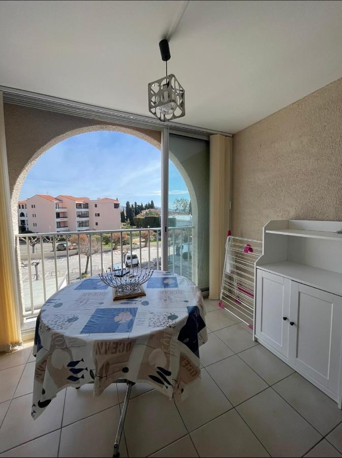 Charmant Appartement A Quelques Metres De La Plage La Londe-les-Maures Dış mekan fotoğraf